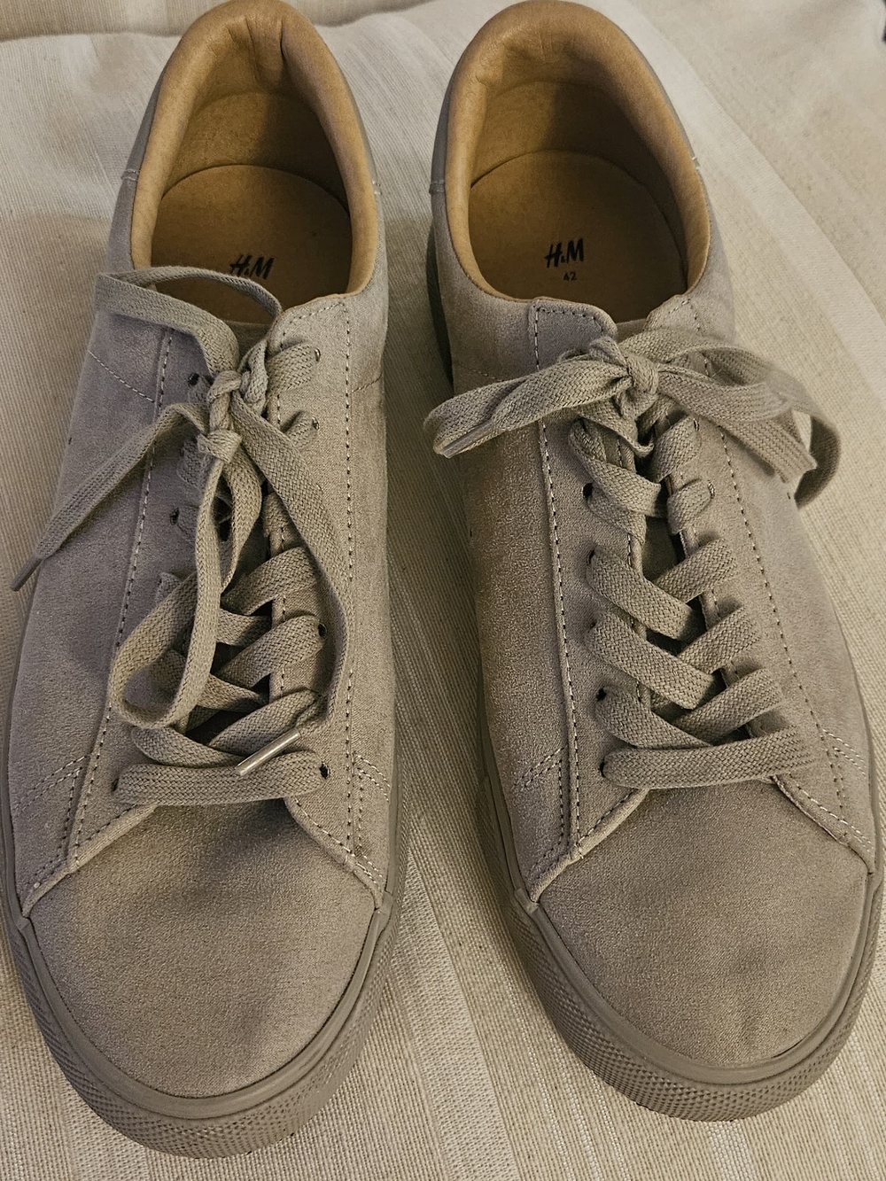 H&M Men's Athletic Sneakers in Tan and Gray Fabric